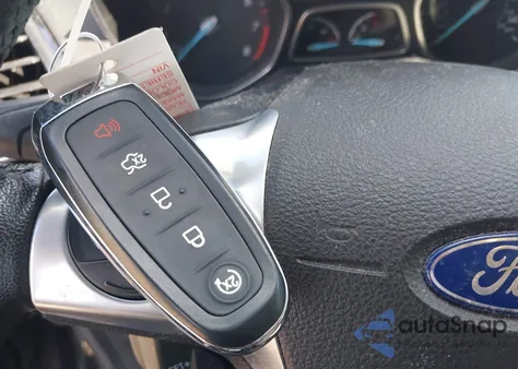 2016 Ford Escape Titanium from USA, damaged, VIN 1FMCU9J98GUC90828